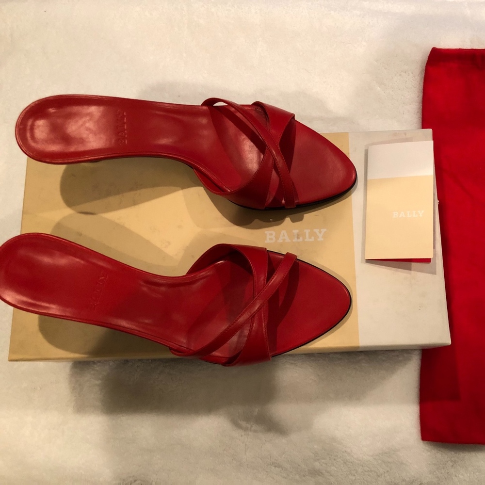 New NIB BALLY Red Riva Sandal Mules Size 5.5